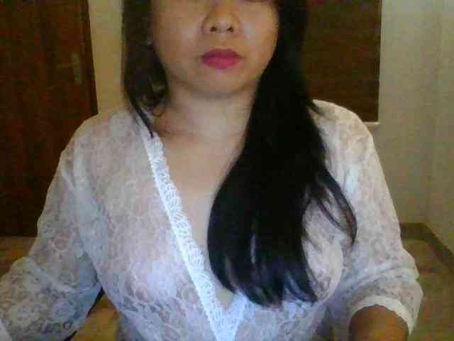 RossyLove webcam