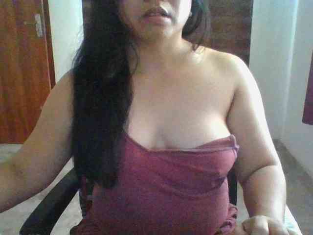 RossyLove webcam