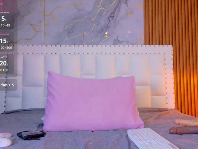 Indiancutiie's BongaCams show and profile