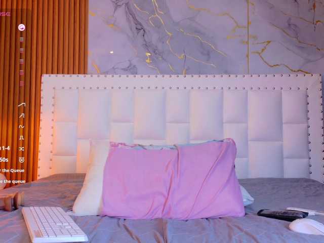 Indiancutiie's BongaCams show and profile