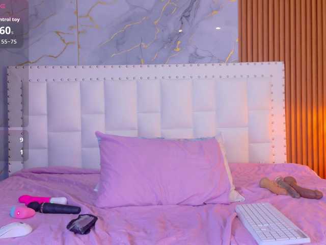 Indiancutiie's BongaCams show and profile