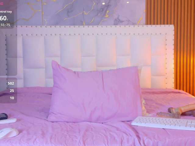 Indiancutiie live cam profile