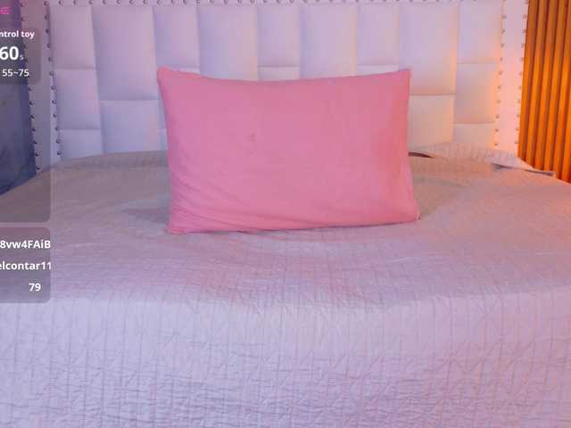 Indiancutiie's BongaCams show and profile