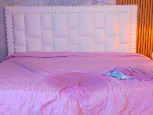 Indiancutiie's BongaCams show and profile