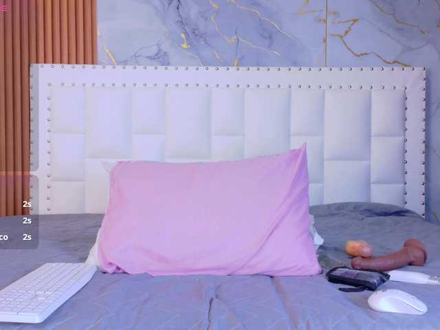 Indiancutiie's BongaCams show and profile