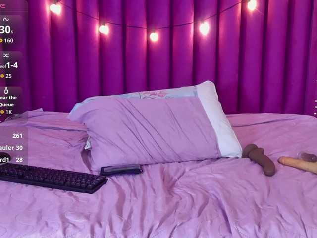 Indiancutiie's BongaCams show and profile