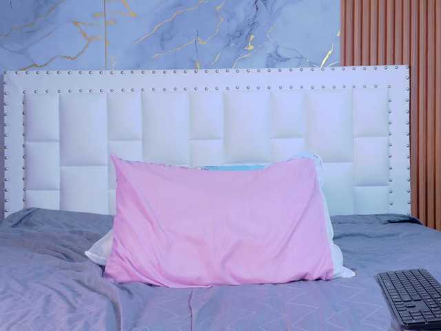 Indiancutiie's BongaCams show and profile