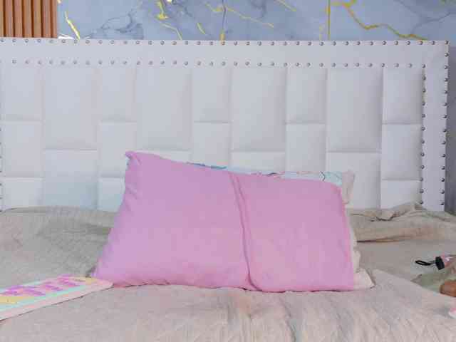 Indiancutiie Live Webcam on {site_name}