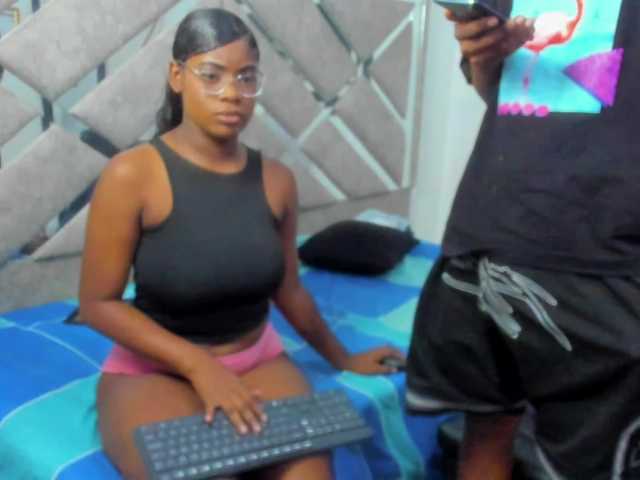 EvaxEmma's BongaCams show and profile