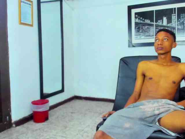 EvaxEmma webcam