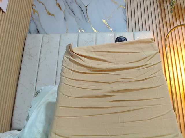 hornyssluttt's BongaCams show and profile