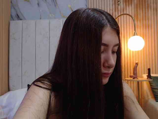 hornyssluttt webcam