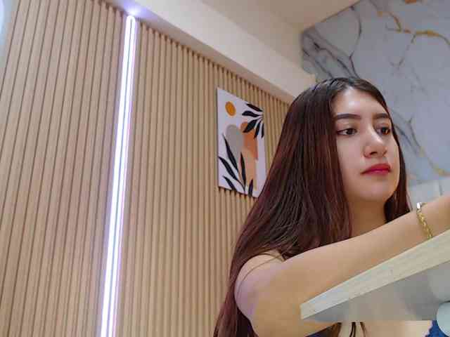 hornyssluttt webcam