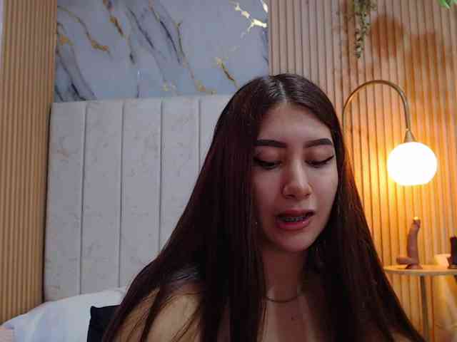 hornyssluttt webcam