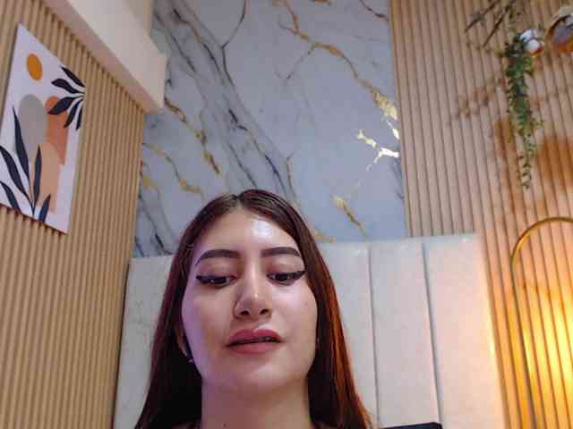 hornyssluttt webcam