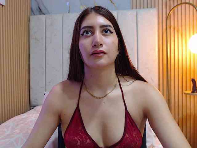hornyssluttt webcam