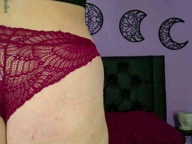 Pamelamk webcam