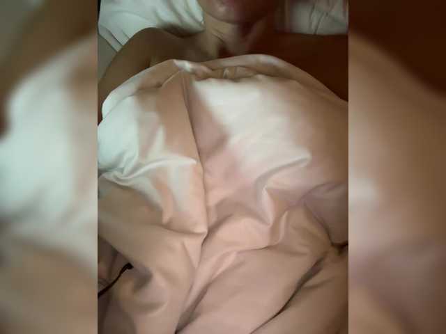 KinaMoonLove's BongaCams show and profile