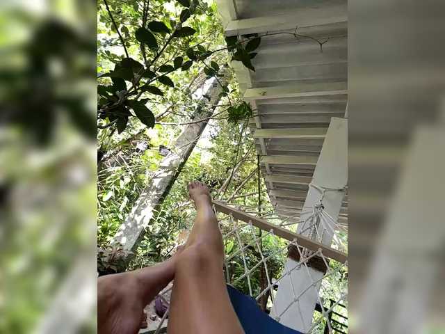 KinaMoonLove's BongaCams show and profile