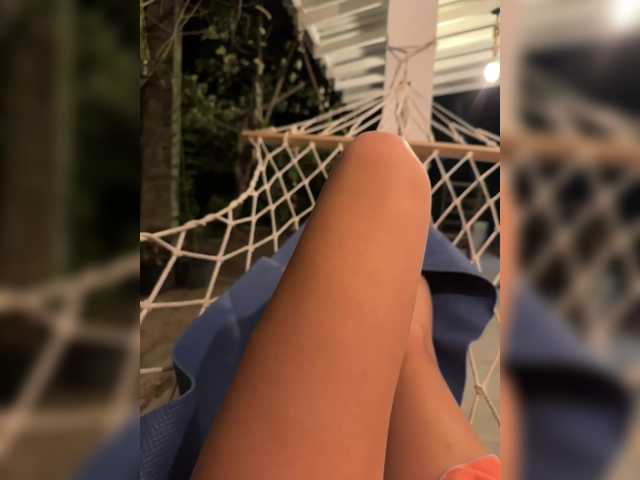 KinaMoonLove's BongaCams show and profile