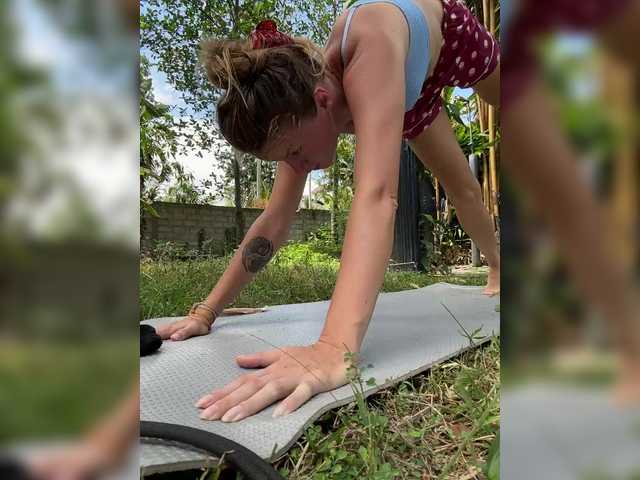  KinaMoonLove chat room