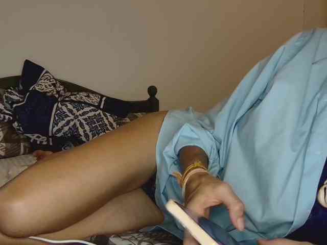 KinaMoonLove webcam