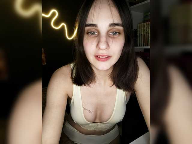 Myotoxis's BongaCams show and profile