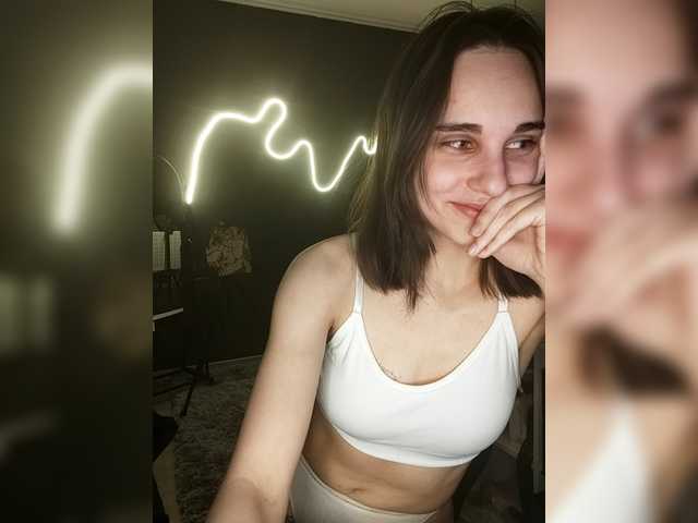 Myotoxis live cam profile