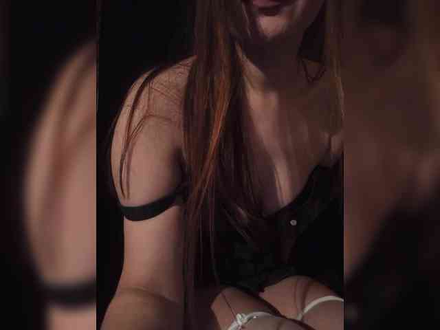 CANDDY Live Webcam on BongaCams