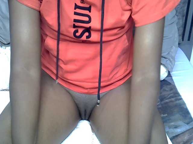 SweetBellan's BongaCams show and profile