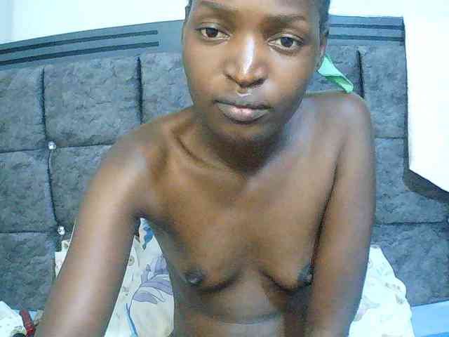 SweetBellan webcam