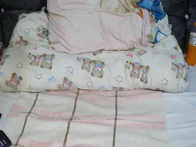 SweetBellan webcam