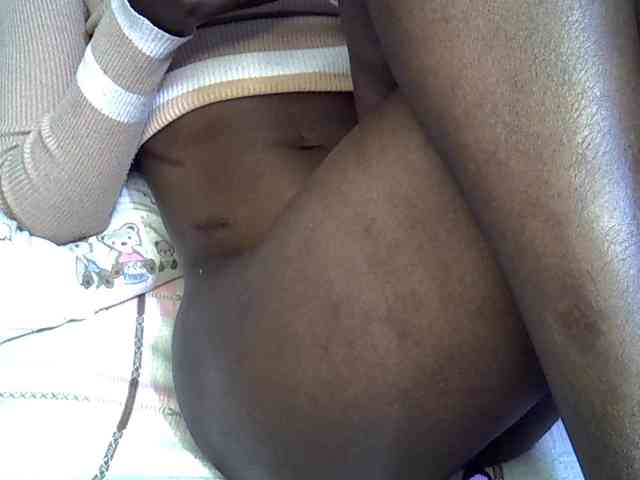 SweetBellan webcam