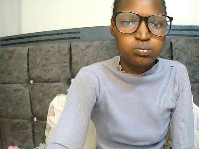 SweetBellan webcam