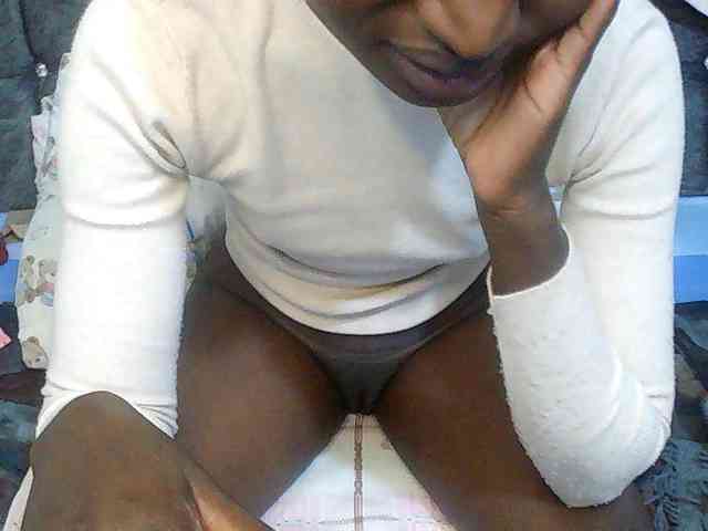 SweetBellan webcam
