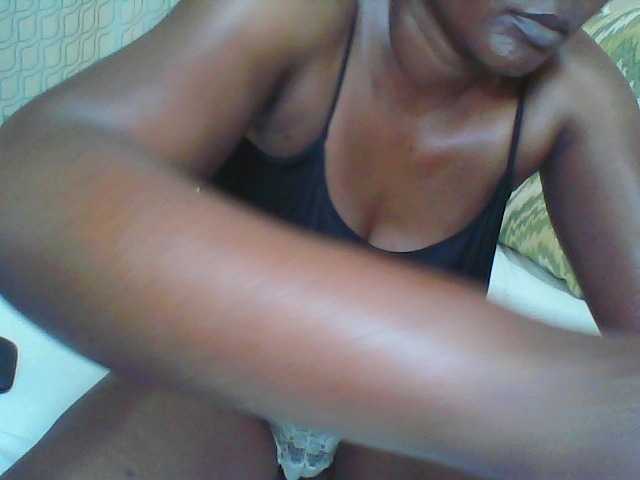 CuteTina's BongaCams show and profile