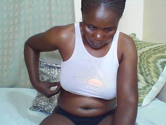 CuteTina's BongaCams show and profile