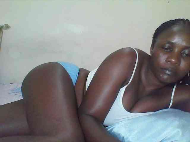 CuteTina webcam