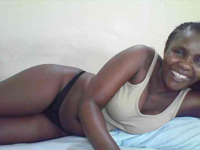 CuteTina Live Webcam on BongaCams