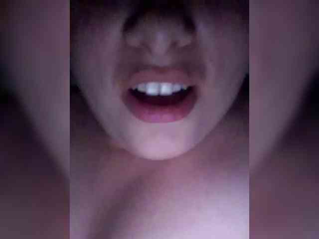Anasteysha2103 webcam