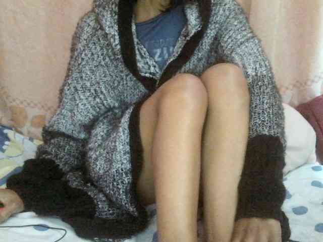 Myrinaahh webcam