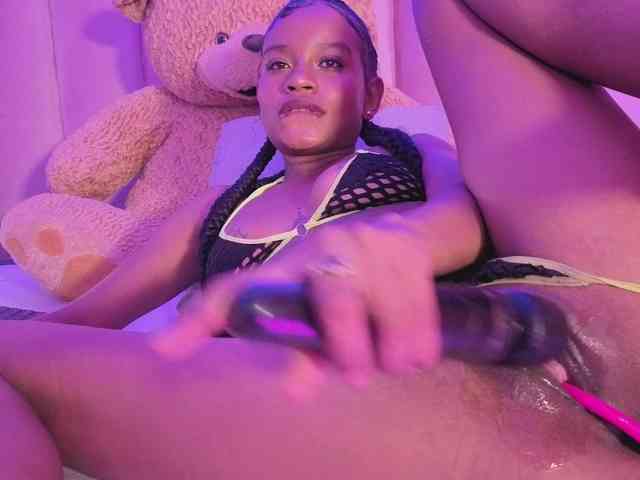 NAHOMII-BROWN NAHOMII-BROWN