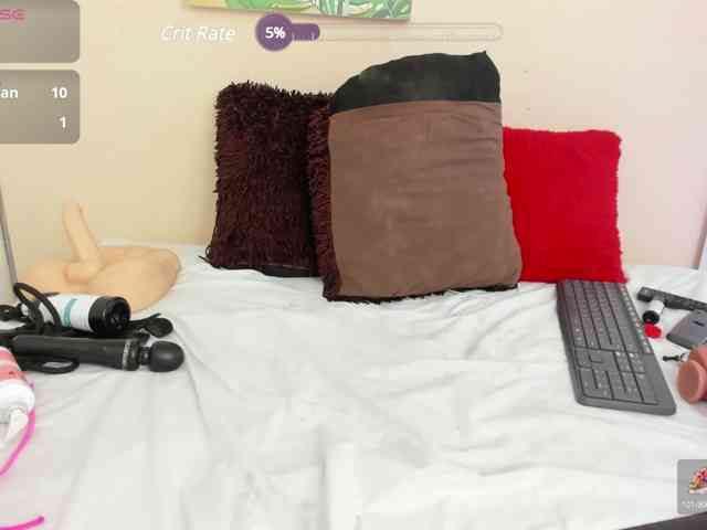 NAHOMII-BROWN webcam