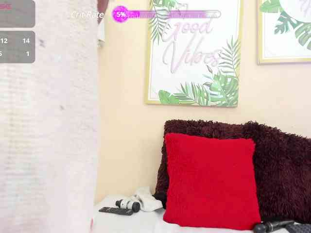 NAHOMII-BROWN webcam