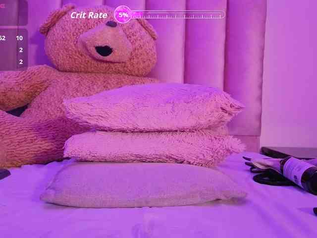 NAHOMII-BROWN webcam