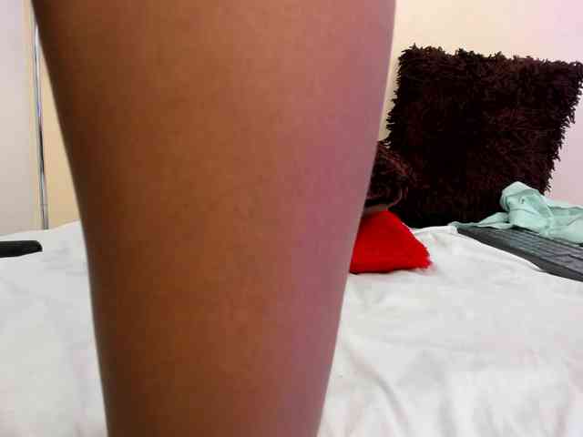 NAHOMII-BROWN webcam