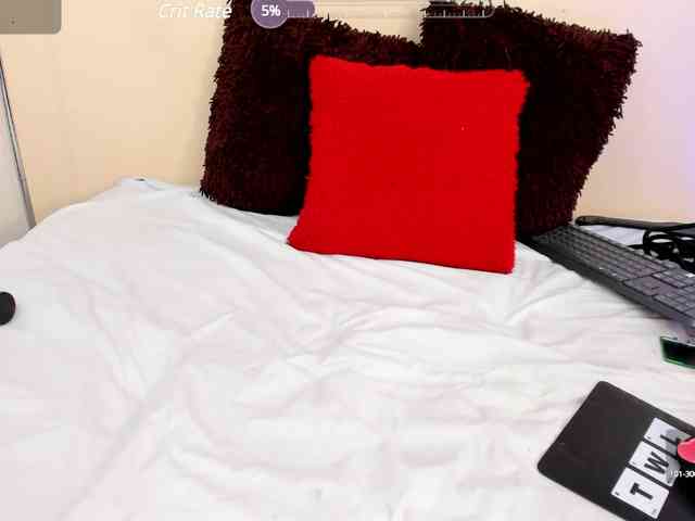 NAHOMII-BROWN webcam