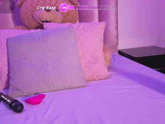 NAHOMII-BROWN webcam