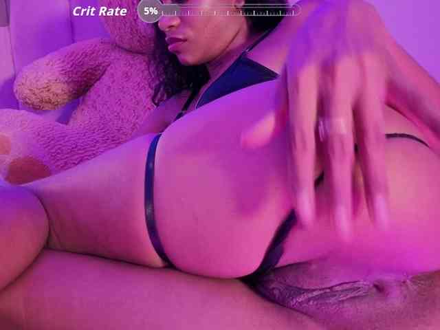 NAHOMII-BROWN webcam