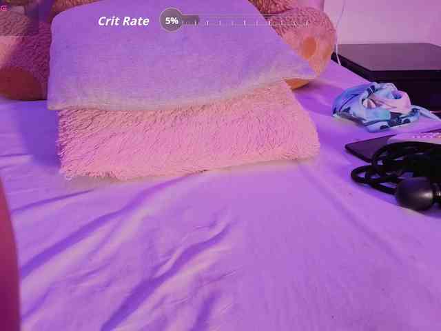 NAHOMII-BROWN webcam